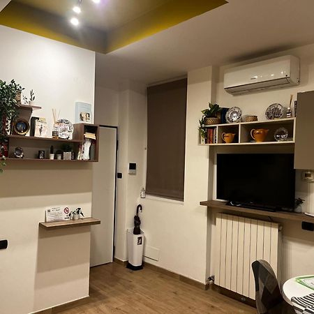Nel Quartiere Bayres Suite Completamente Rinnovata Milano Dış mekan fotoğraf