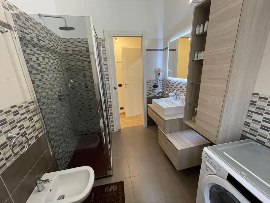 Nel Quartiere Bayres Suite Completamente Rinnovata Milano Dış mekan fotoğraf