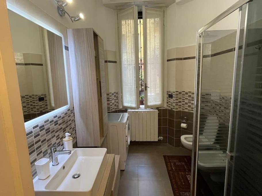 Nel Quartiere Bayres Suite Completamente Rinnovata Milano Dış mekan fotoğraf